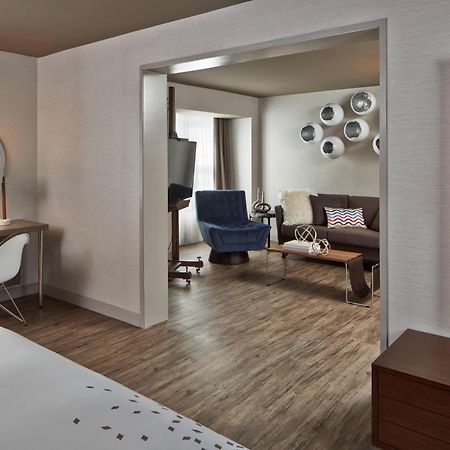 The Del Monte Lodge Renaissance Rochester Hotel & Spa Zewnętrze zdjęcie